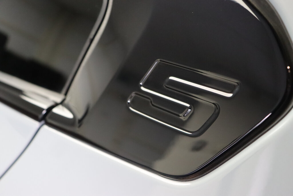 BMW i5 31
