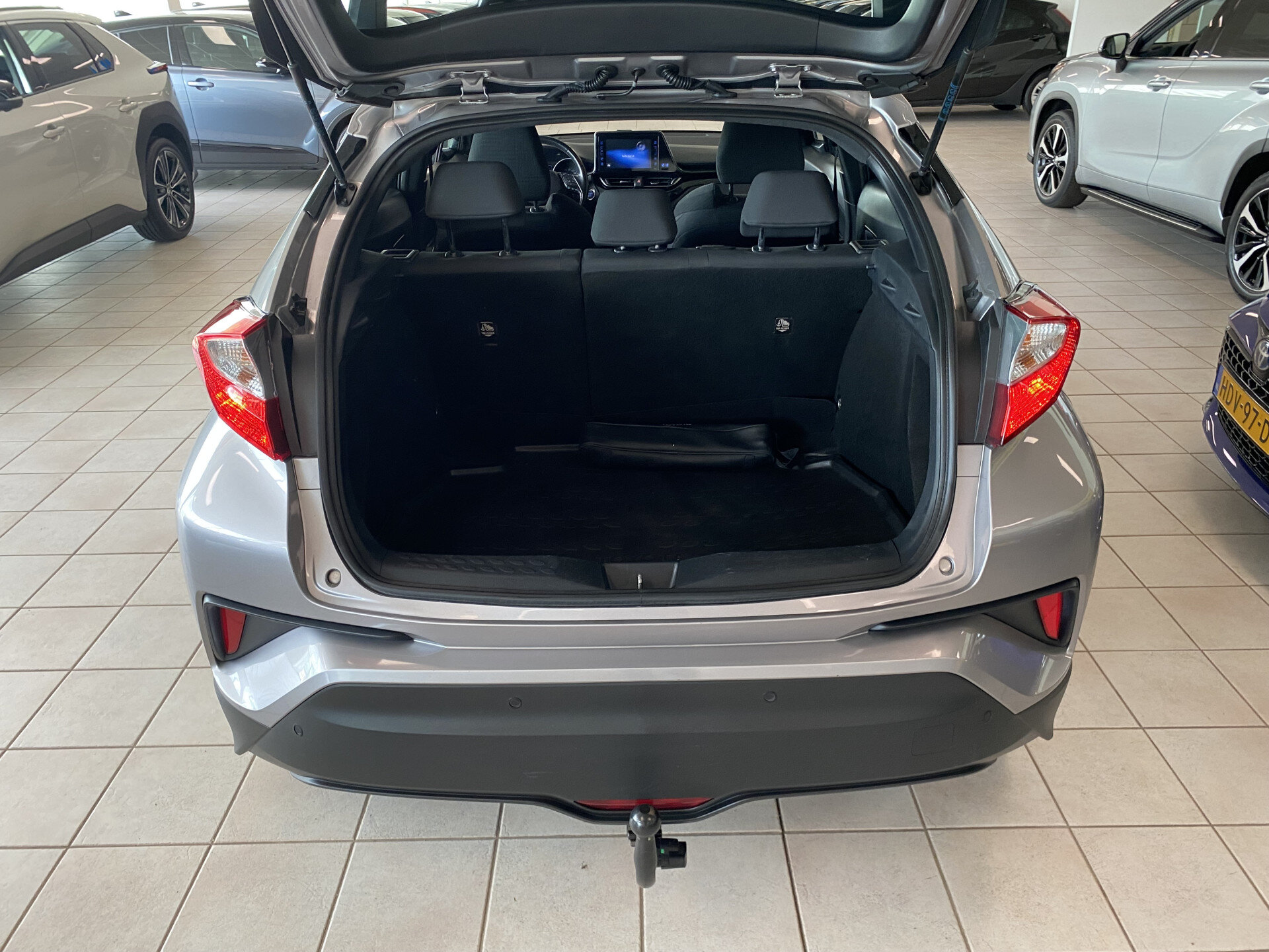 Toyota C-HR 1.8 Hybrid Dynamic - Afbeelding 5