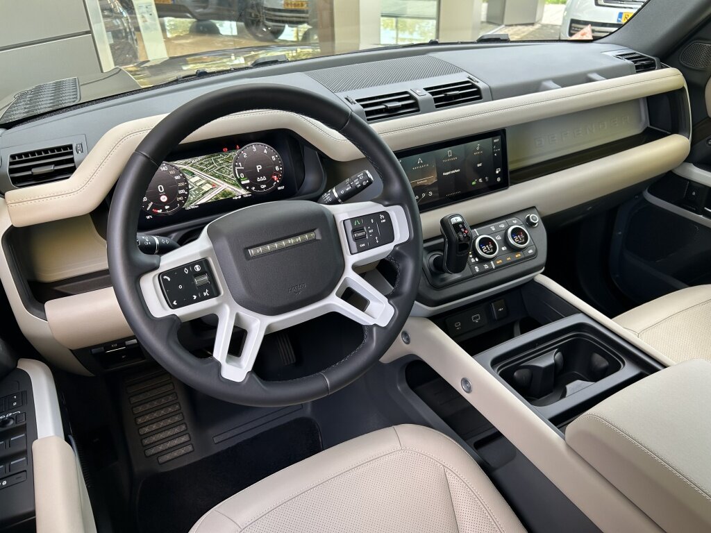 Land Rover Defender - foto 7