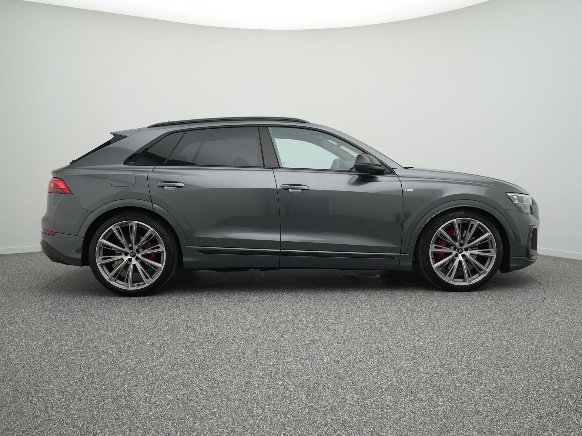 Audi Q8 55 TFSI e quattro Pro Line S