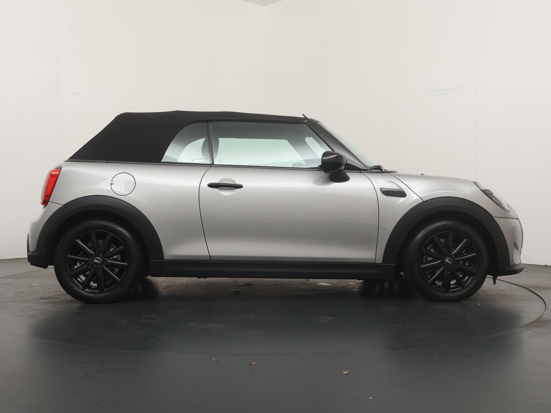 MINI Cabrio