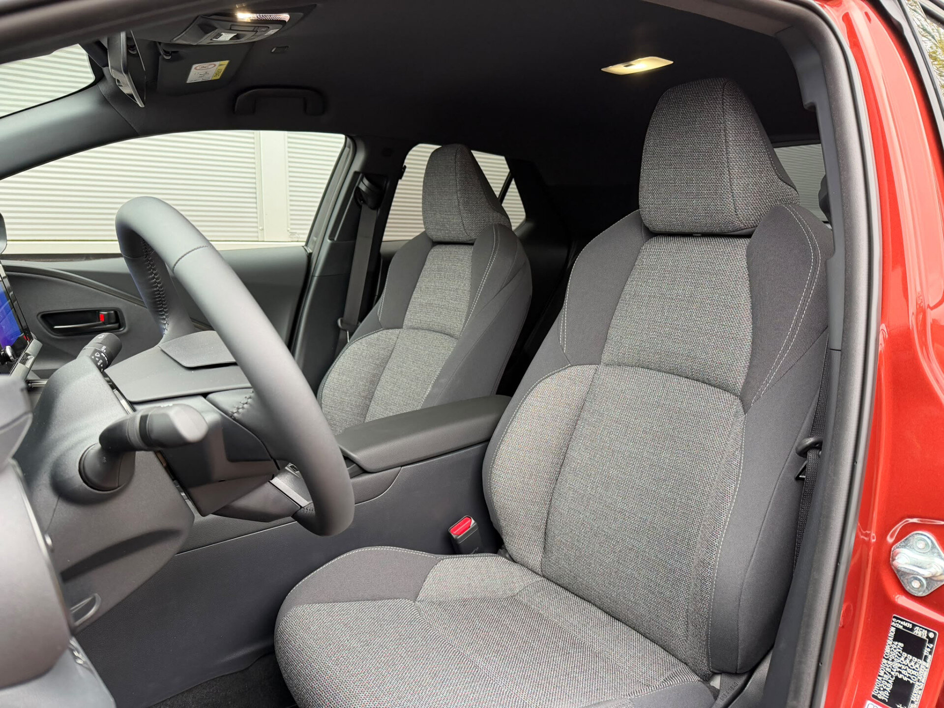 Toyota C-HR 2.0 Plug-in Hybrid 220 Dynamic - Afbeelding 5