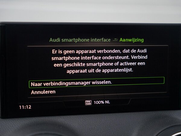 Apple Carplay/Android Auto Apple Carplay/Android Auto