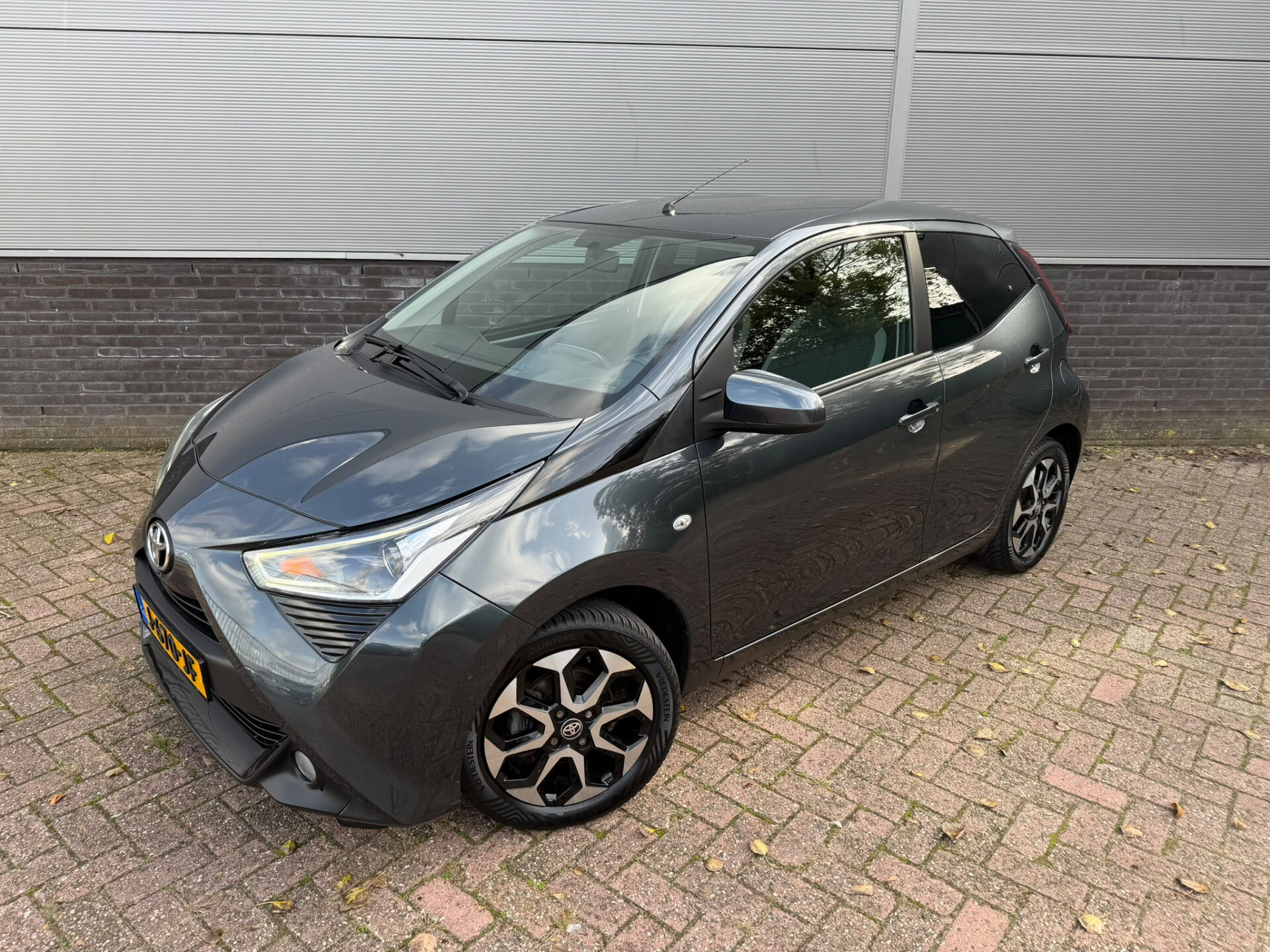 Toyota Aygo 1.0 VVT-i x-joy