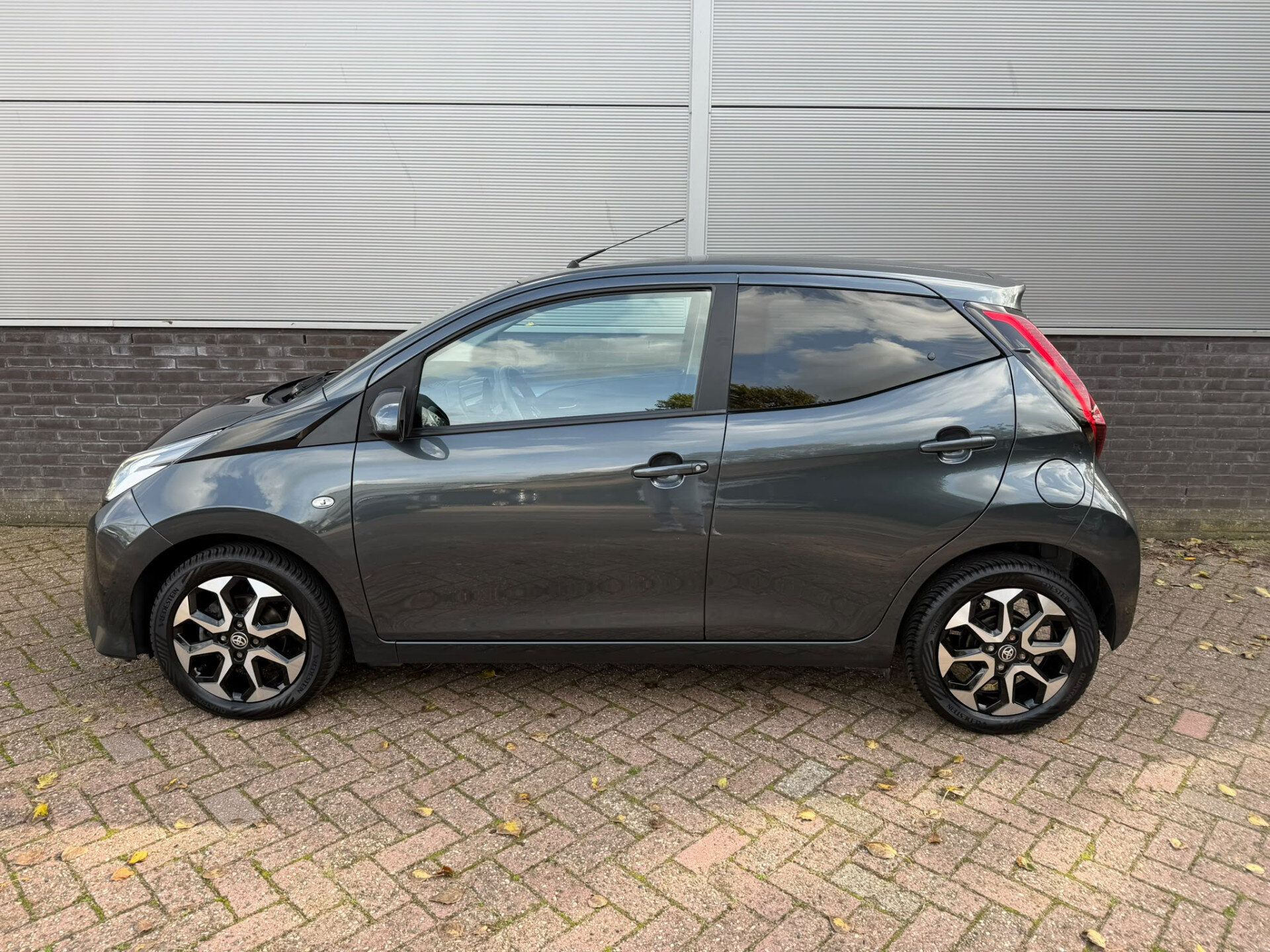 Toyota Aygo 1.0 VVT-i x-joy - Afbeelding 2
