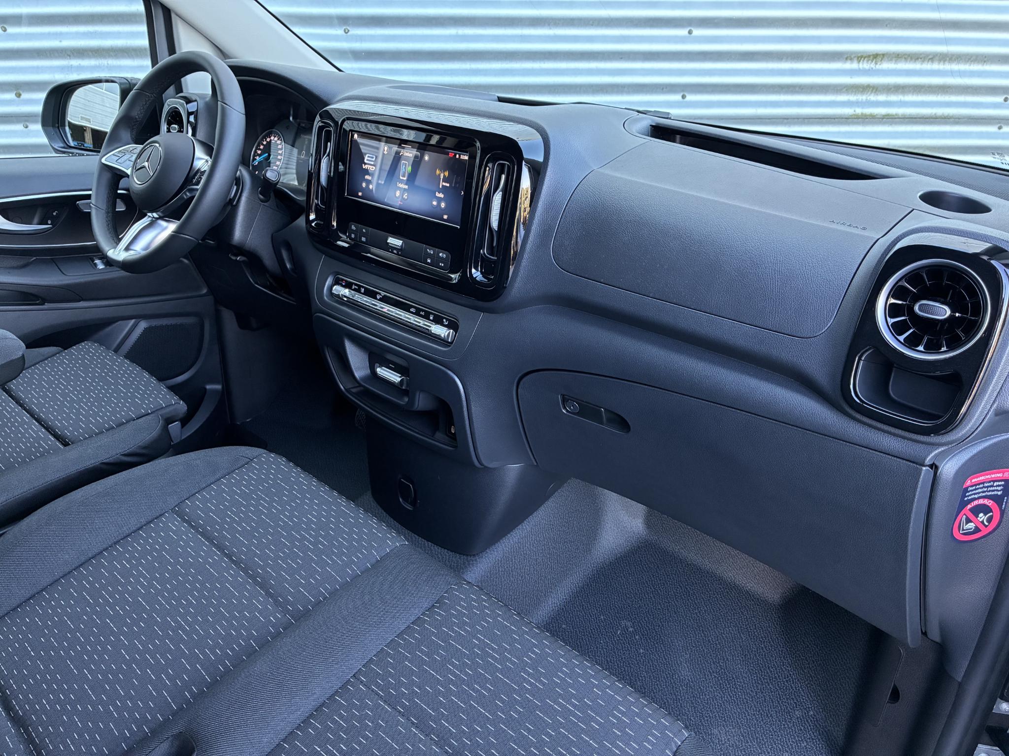 Mercedes-Benz eVito 112 L2 66 kWh Facelift Model - Afbeelding 3