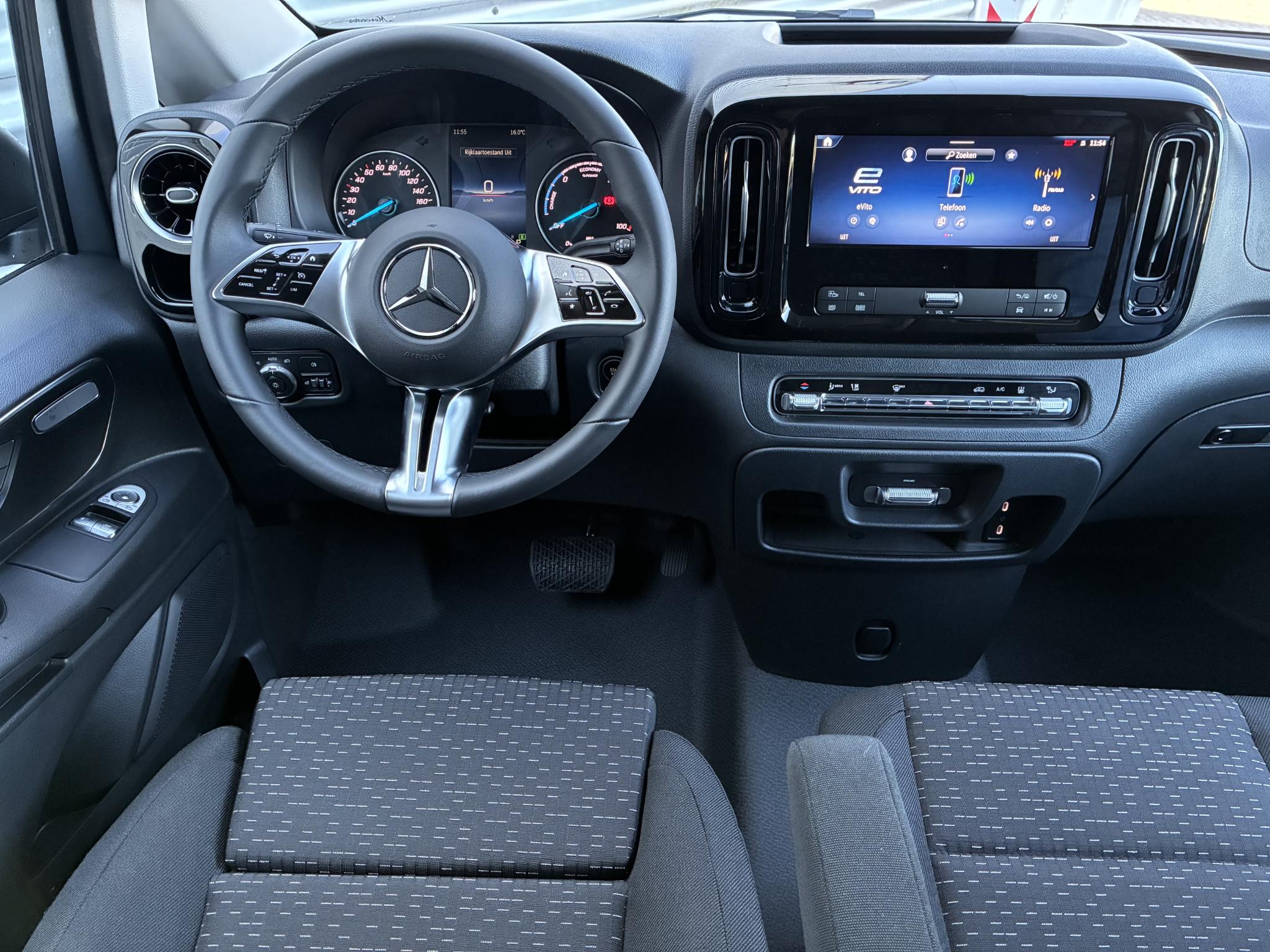 Mercedes-Benz eVito 112 L2 66 kWh Facelift Model - Afbeelding 4