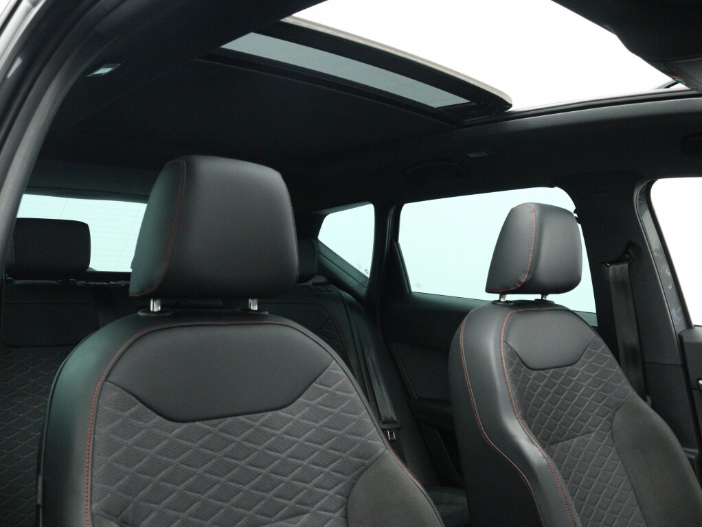 SEAT Ateca 1.5 TSI FR Business Intense | Panoramadak | Navigatie | Camera - Afbeelding 4