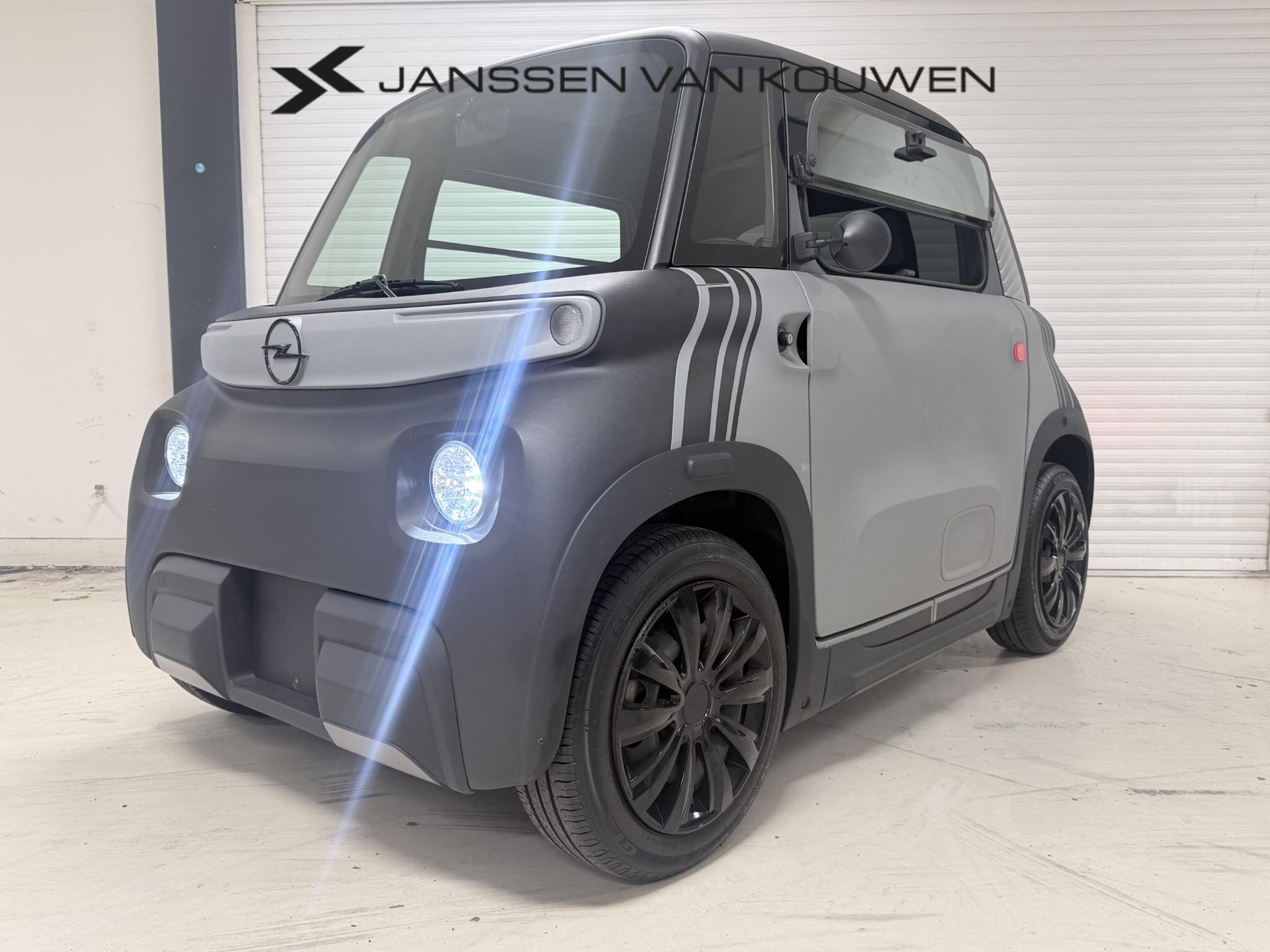 Opel Rocks-e Base