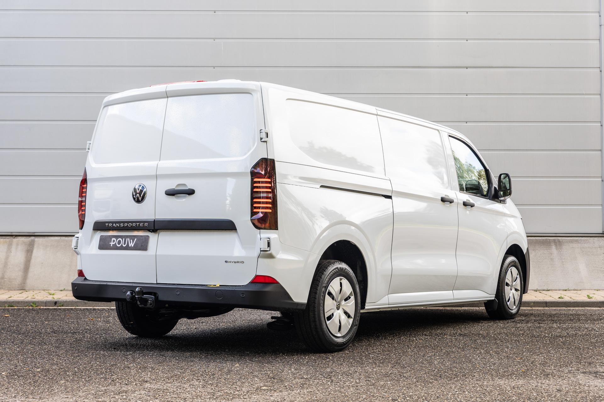 Volkswagen Transporter 2.5 eHybrid 233pk L2H1 30 Life - Afbeelding 2