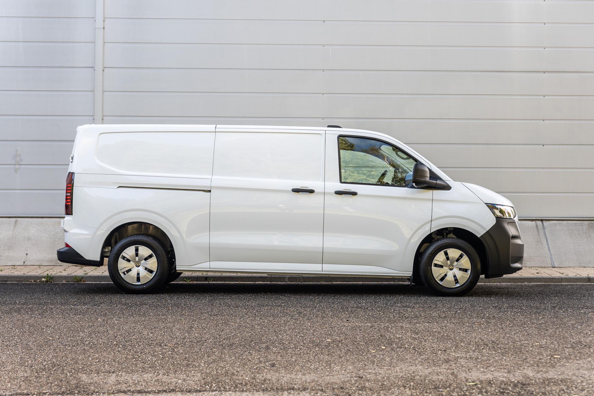 Volkswagen Transporter 2.5 eHybrid 233pk L2H1 30 Life - Afbeelding 3