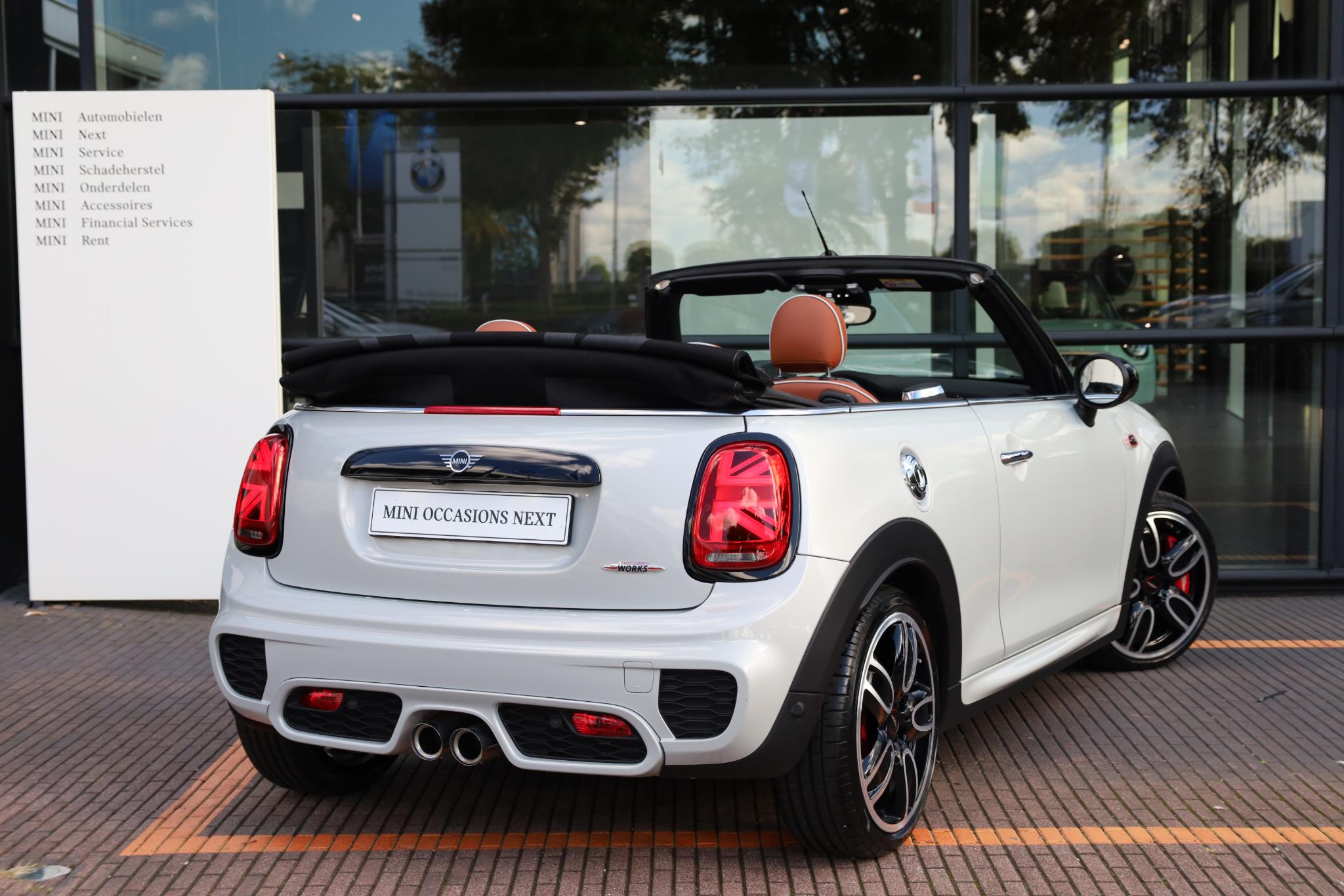 MINI Cabrio