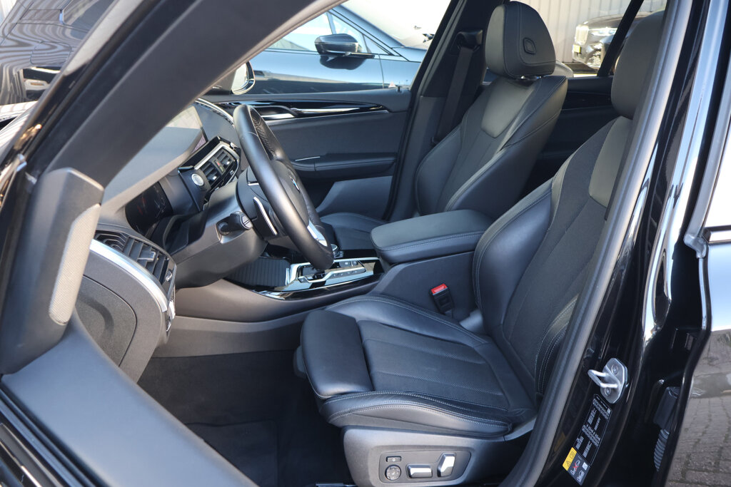 BMW X3 4