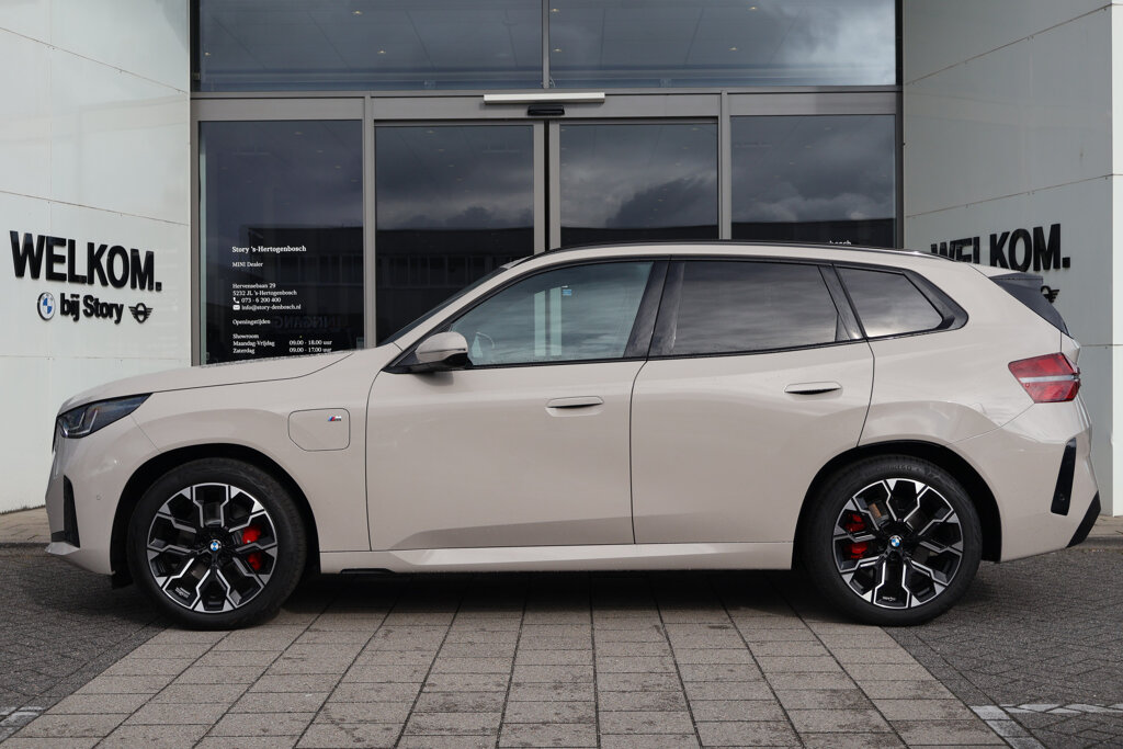 BMW X3 7