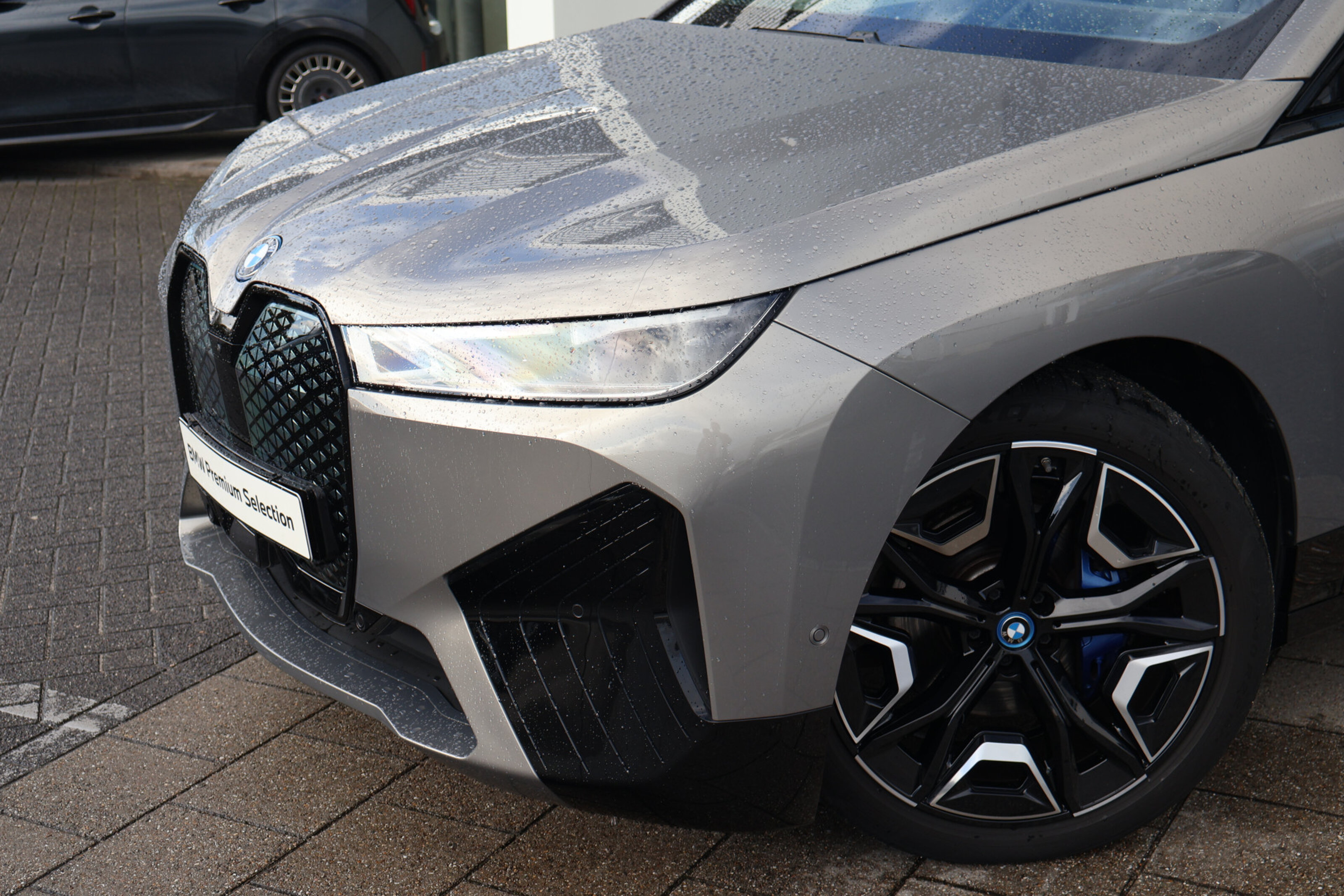 BMW iX xDrive40