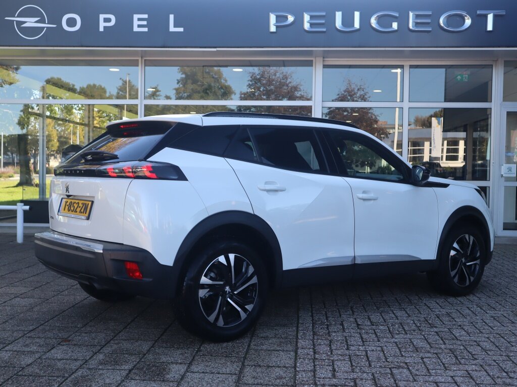 Peugeot 2008 Allure Pack 1.2 PureTech 100pk, Rijklaarprijs, Camera Adaptieve cruise control AppleCarplay/AndroidAuto - Afbeelding 4