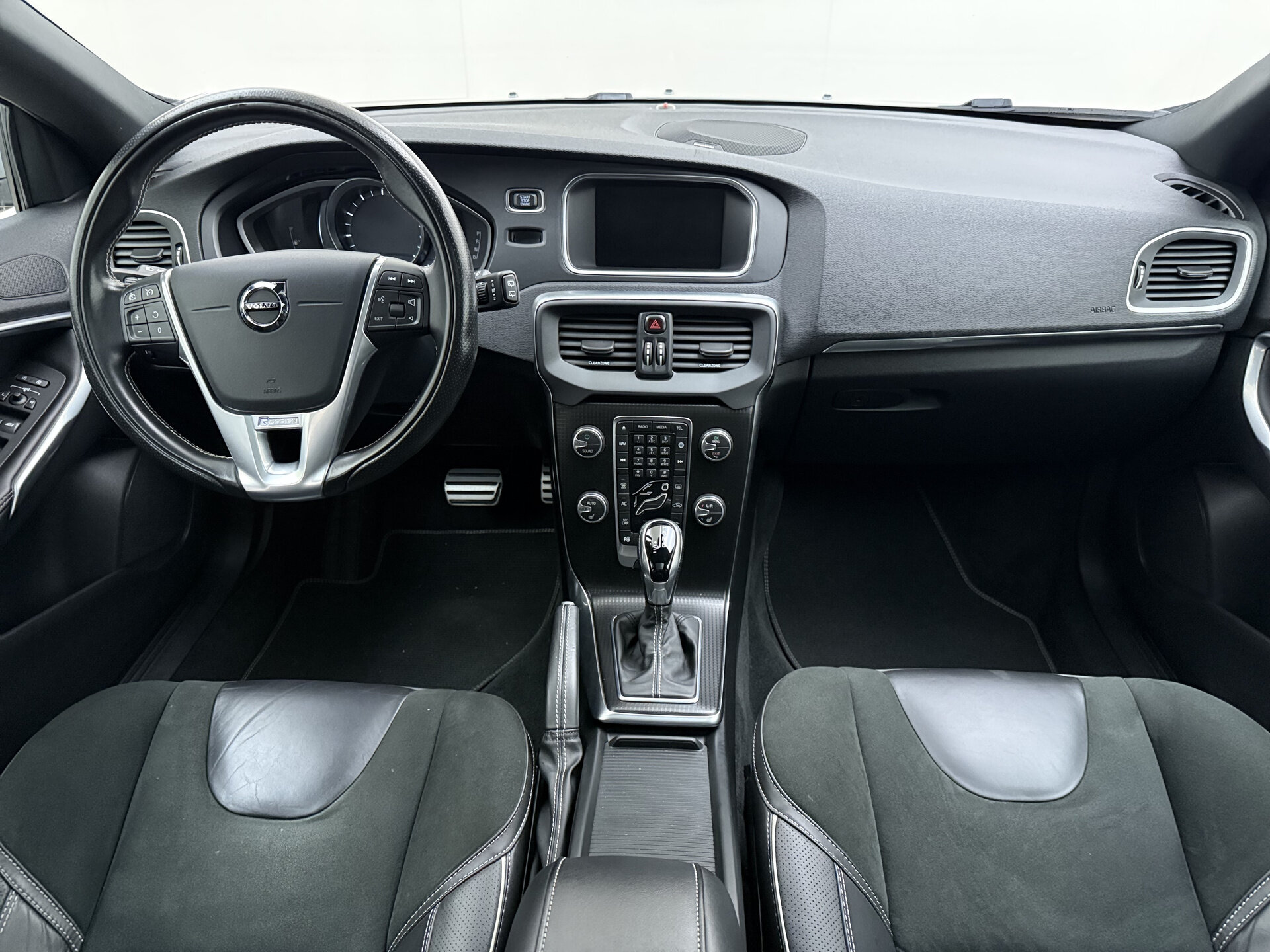 Volvo V40 T3 Automaat 152PK Polar+ Sport - Afbeelding 2