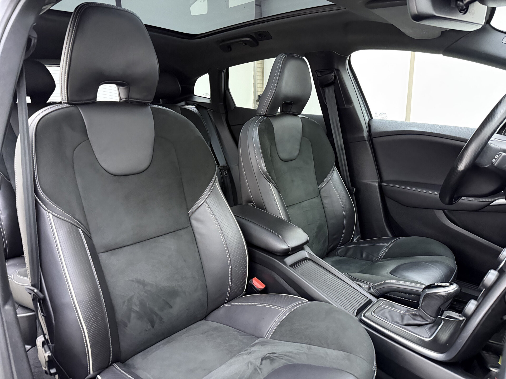 Volvo V40 T3 Automaat 152PK Polar+ Sport - Afbeelding 4