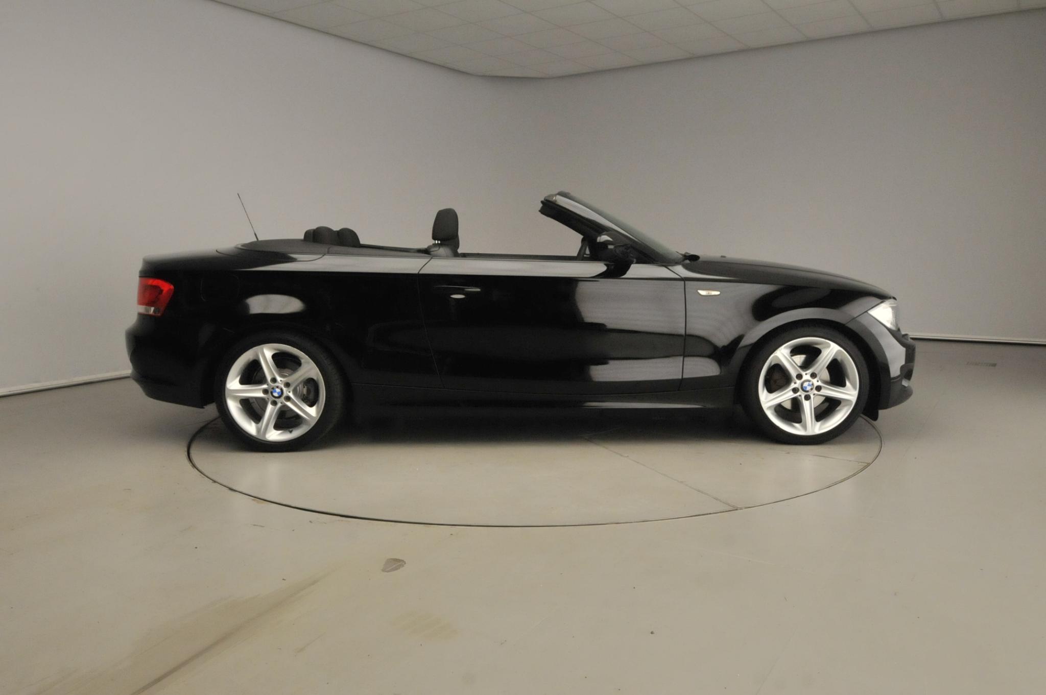 BMW 1 Serie Cabrio 120i High Executive Aut. - Afbeelding 4