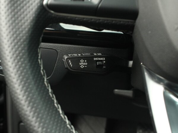 cruise control adaptief met Stop&Go cruise control adaptief met Stop&Go