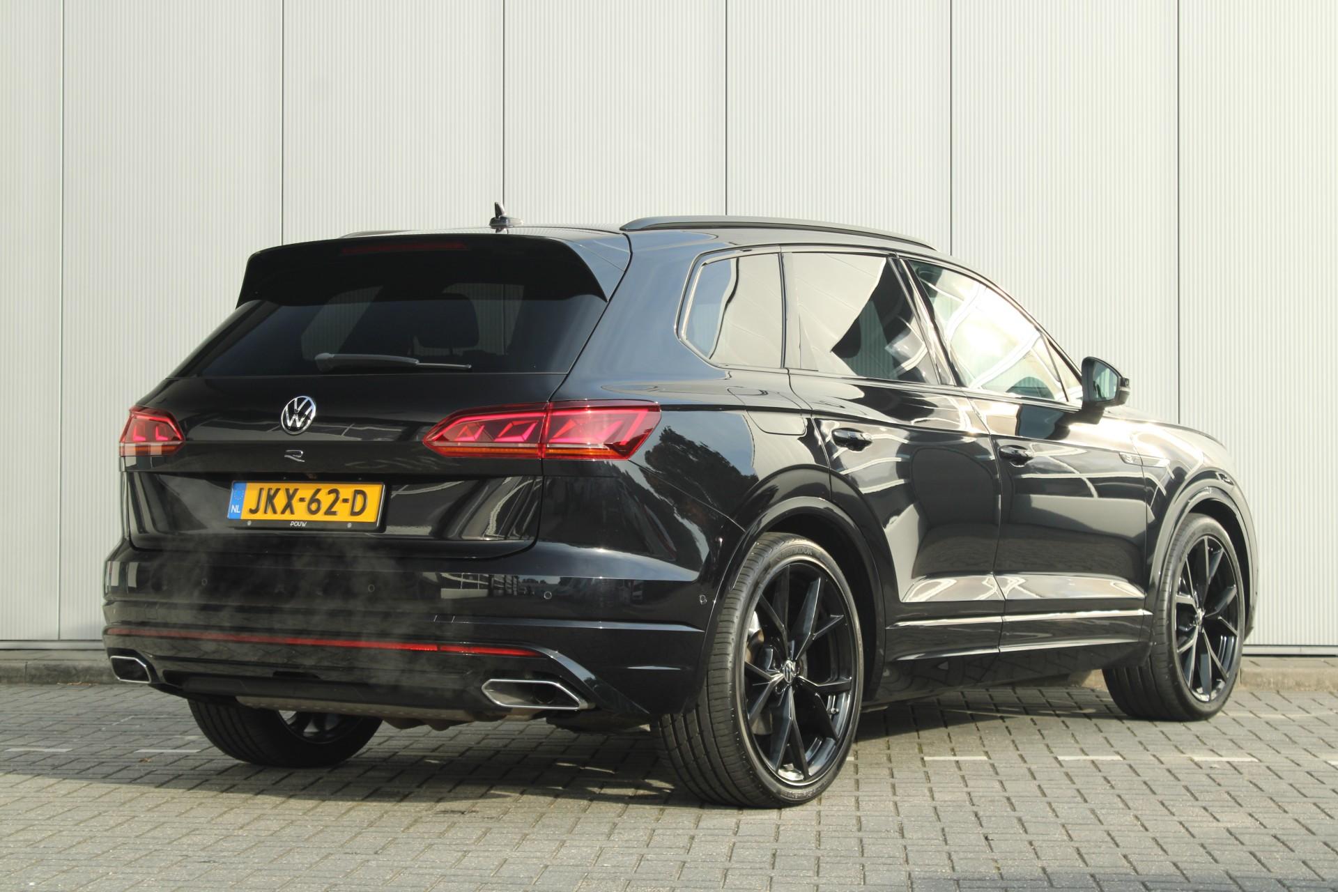 Volkswagen Touareg R 3.0 TSI eHybrid 462pk 4MOTION - Afbeelding 2