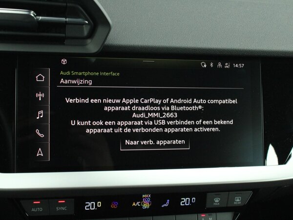Apple Carplay/Android Auto Apple Carplay/Android Auto