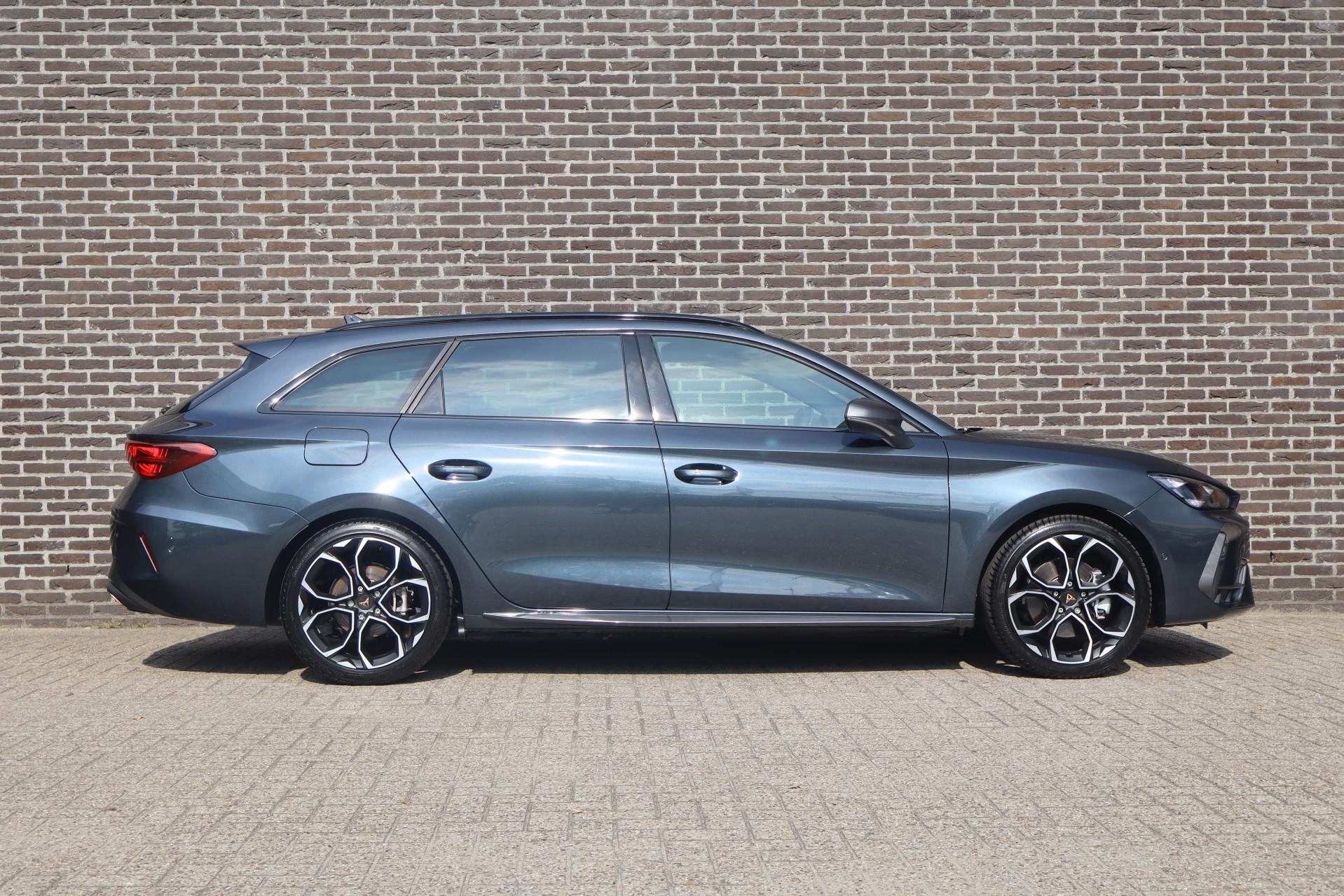 Cupra León