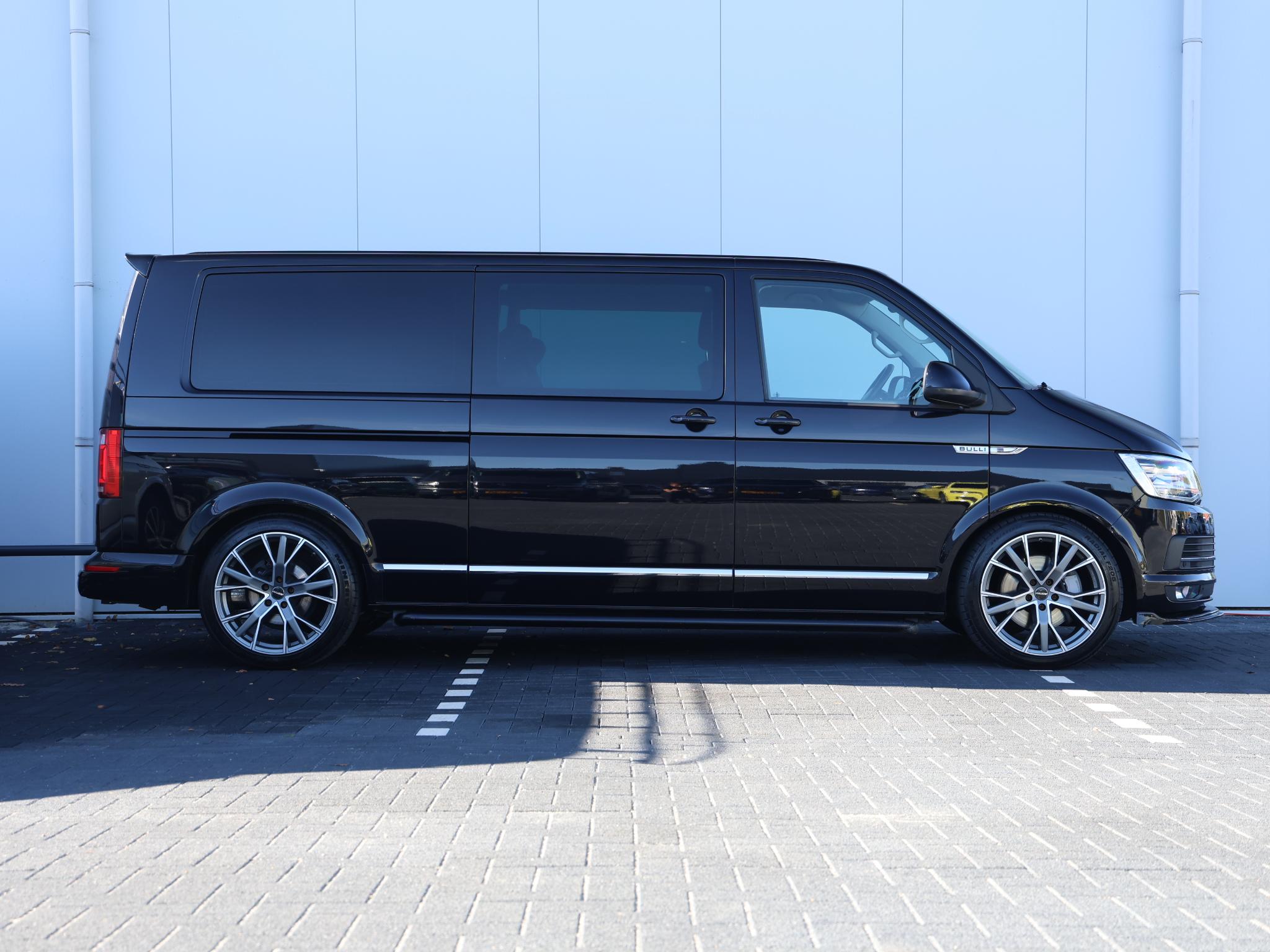 Volkswagen Transporter Multivan 2.0 TDI 199PK L2 Dubbele cabine