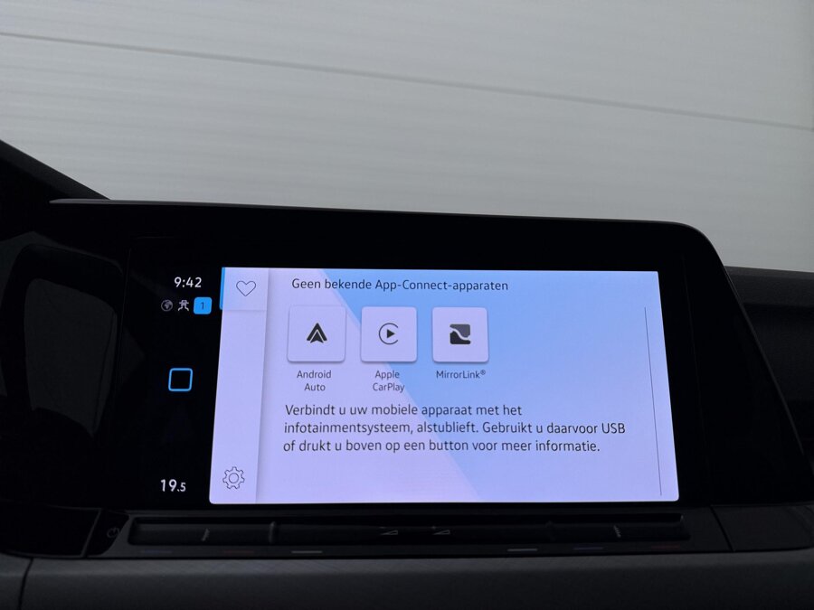 Volkswagen Golf Variant 1.0 eTSI Life