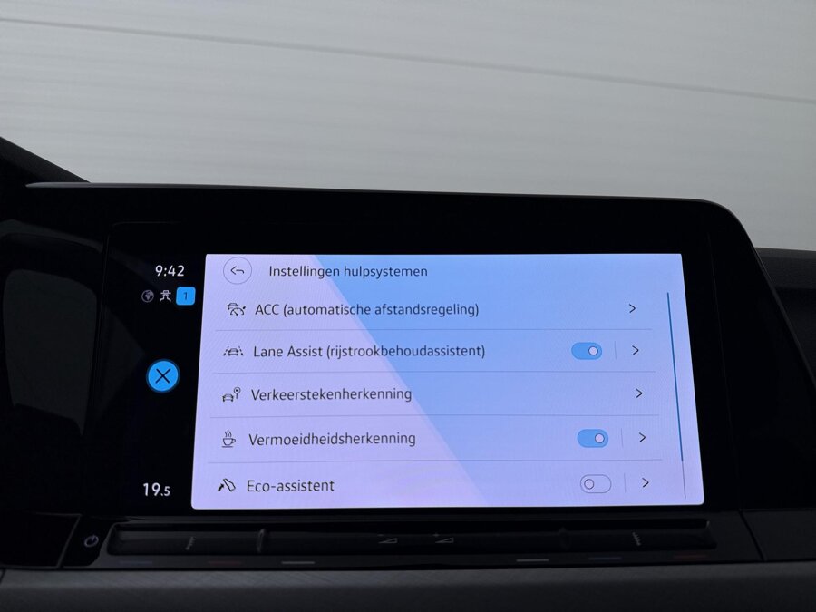 Volkswagen Golf Variant 1.0 eTSI Life
