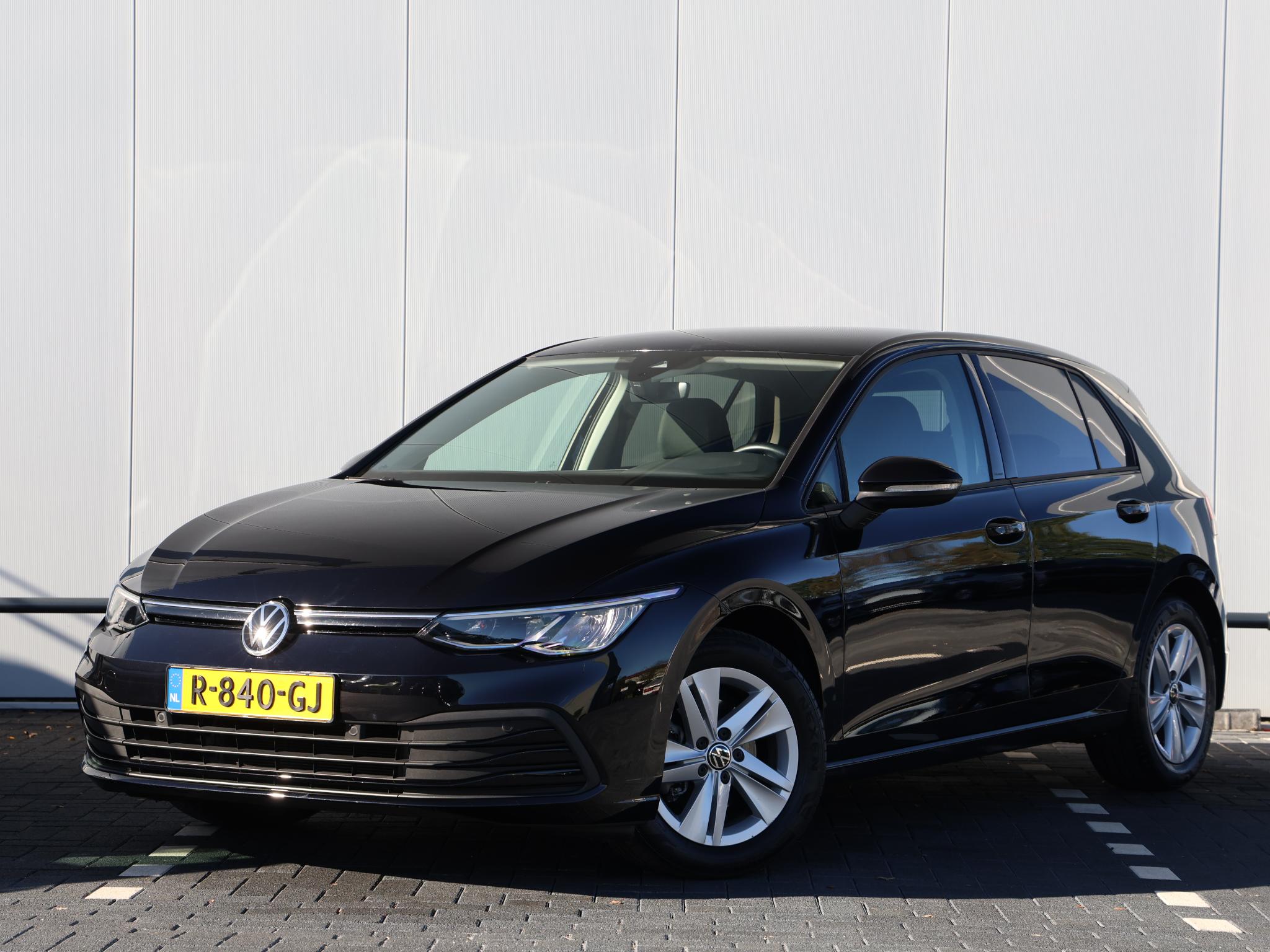 Volkswagen Golf 1.5 eTSI Life