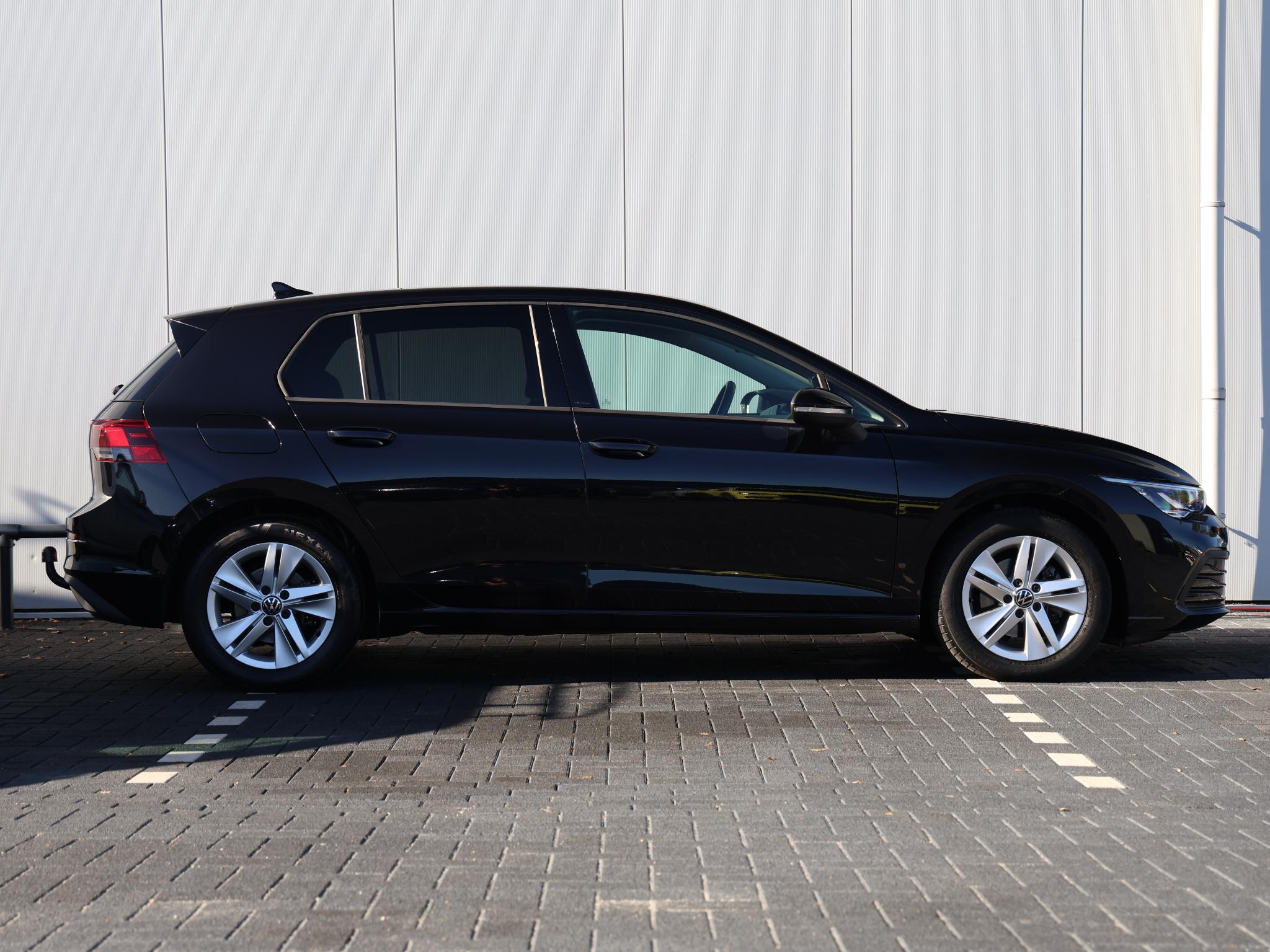 Volkswagen Golf 1.5 eTSI Life
