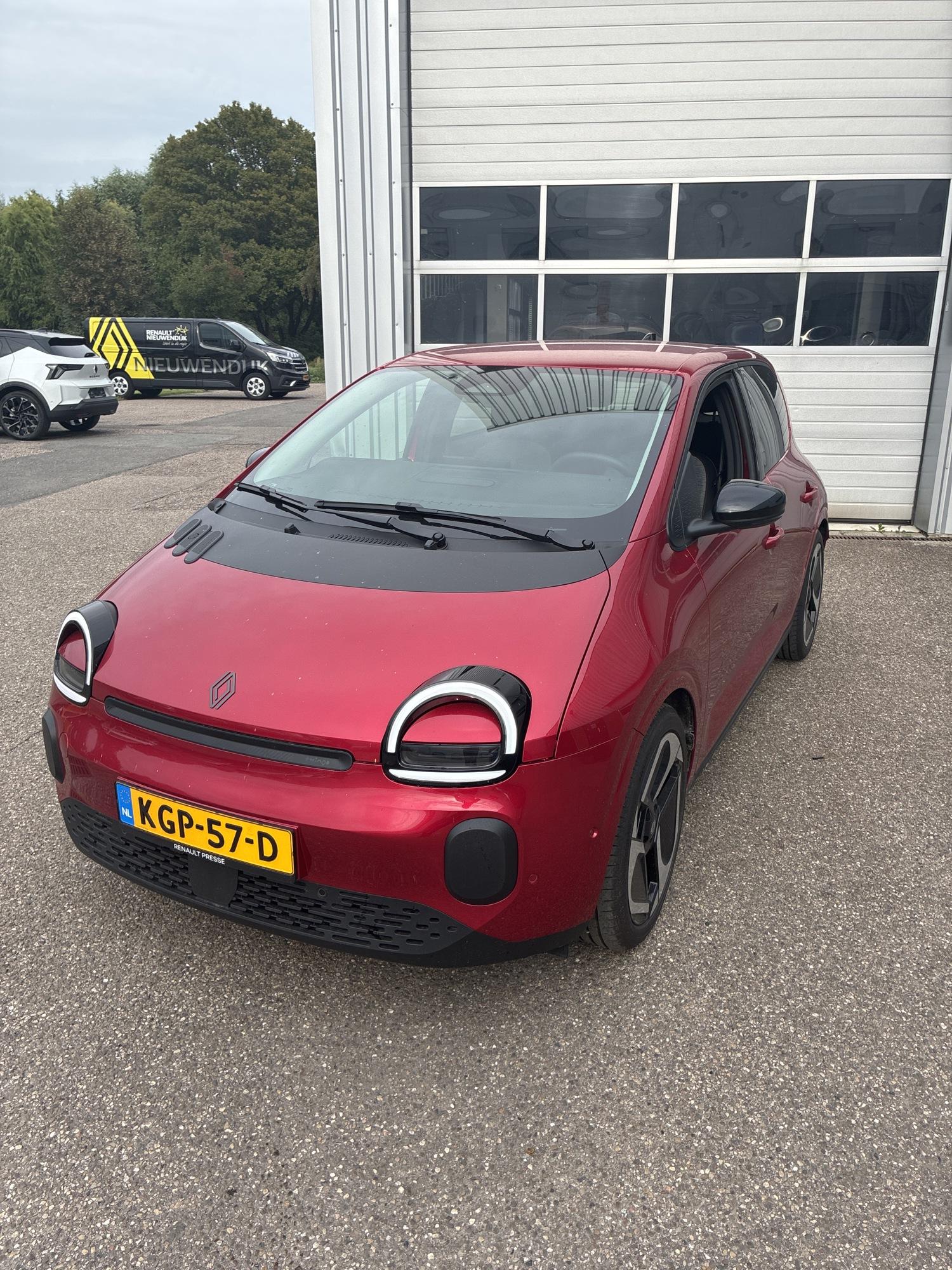 Renault Twingo techno 80pk urban range - Afbeelding 2