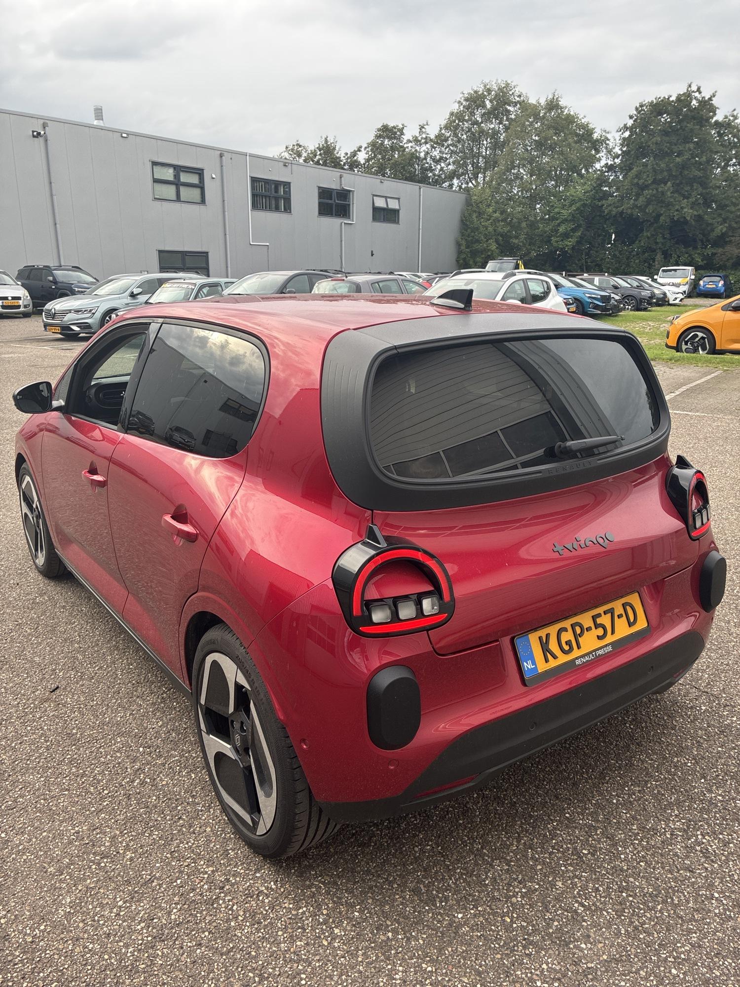 Renault Twingo techno 80pk urban range - Afbeelding 3