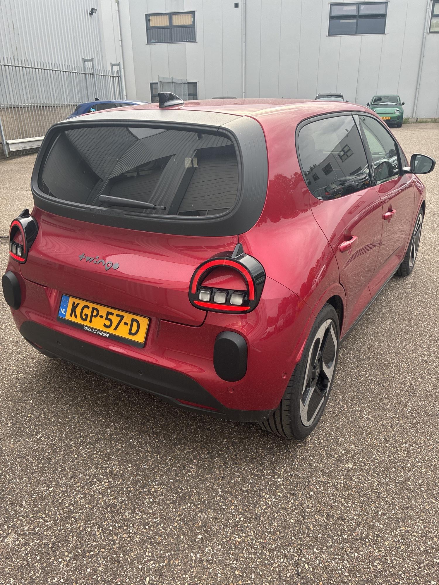 Renault Twingo techno 80pk urban range - Afbeelding 5