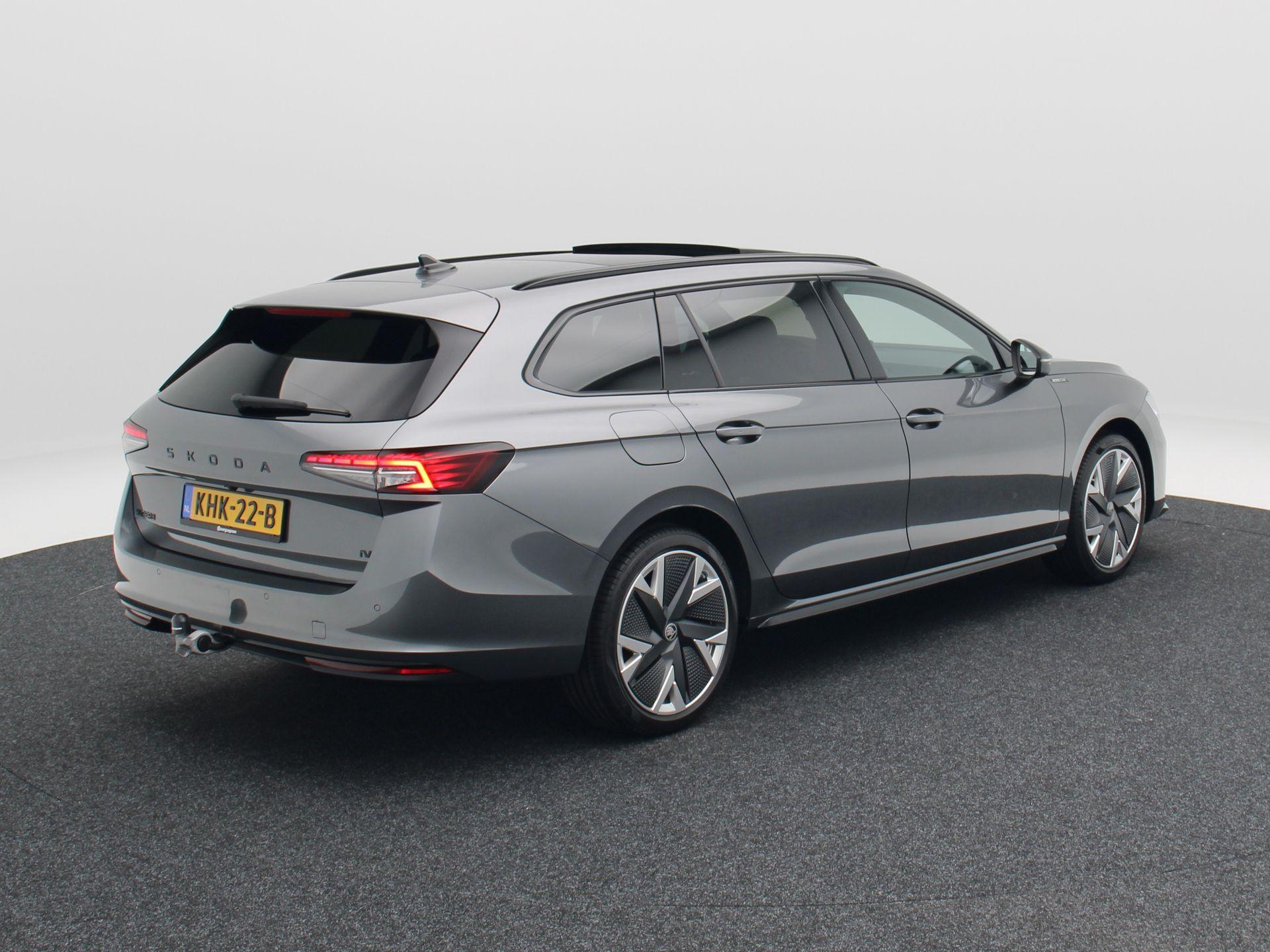 Skoda Superb Combi Sportline Business 1.5 TSi 204 Pk PHEV - Afbeelding 2