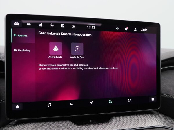 Apple Carplay/Android Auto Apple Carplay/Android Auto