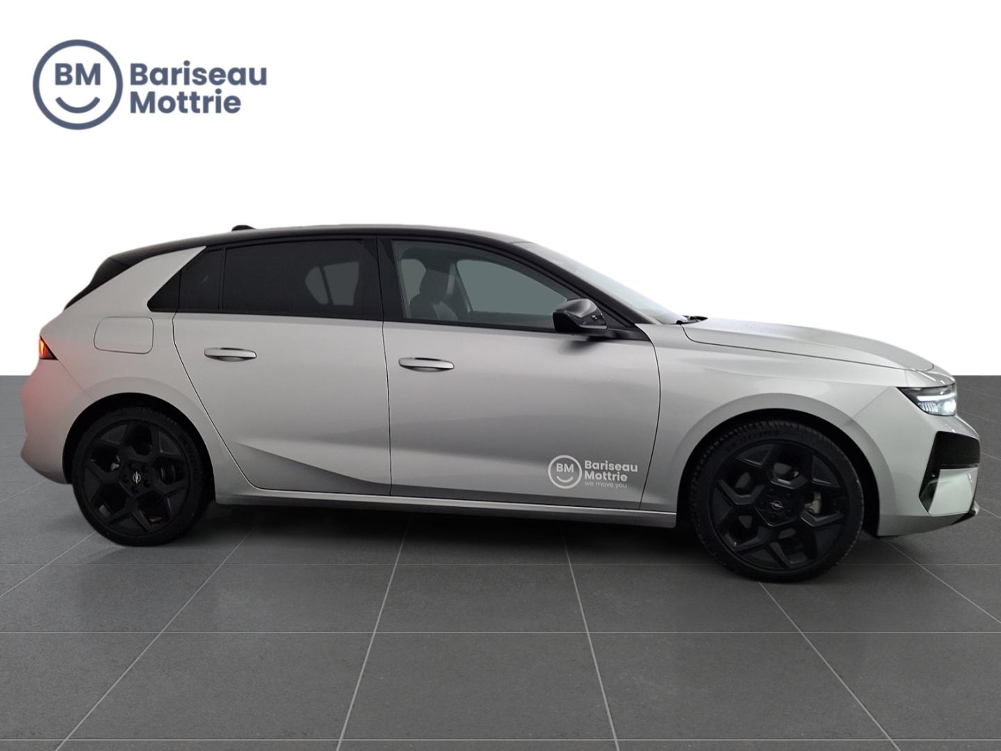 Opel Astra NEW ASTRA FACELIFT Ultimate Hybrid AUTOMAAT 145pk *ALCANTARA*PANO EN OPEN DAK*ZETEL EN STUURVERWARMING*DAB*GPS*CARPLAY*HEAD-UP DISPLAY* - Afbeelding 3