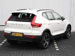 Volvo XC40 2.0 B4 Plus Dark - Afbeelding 5