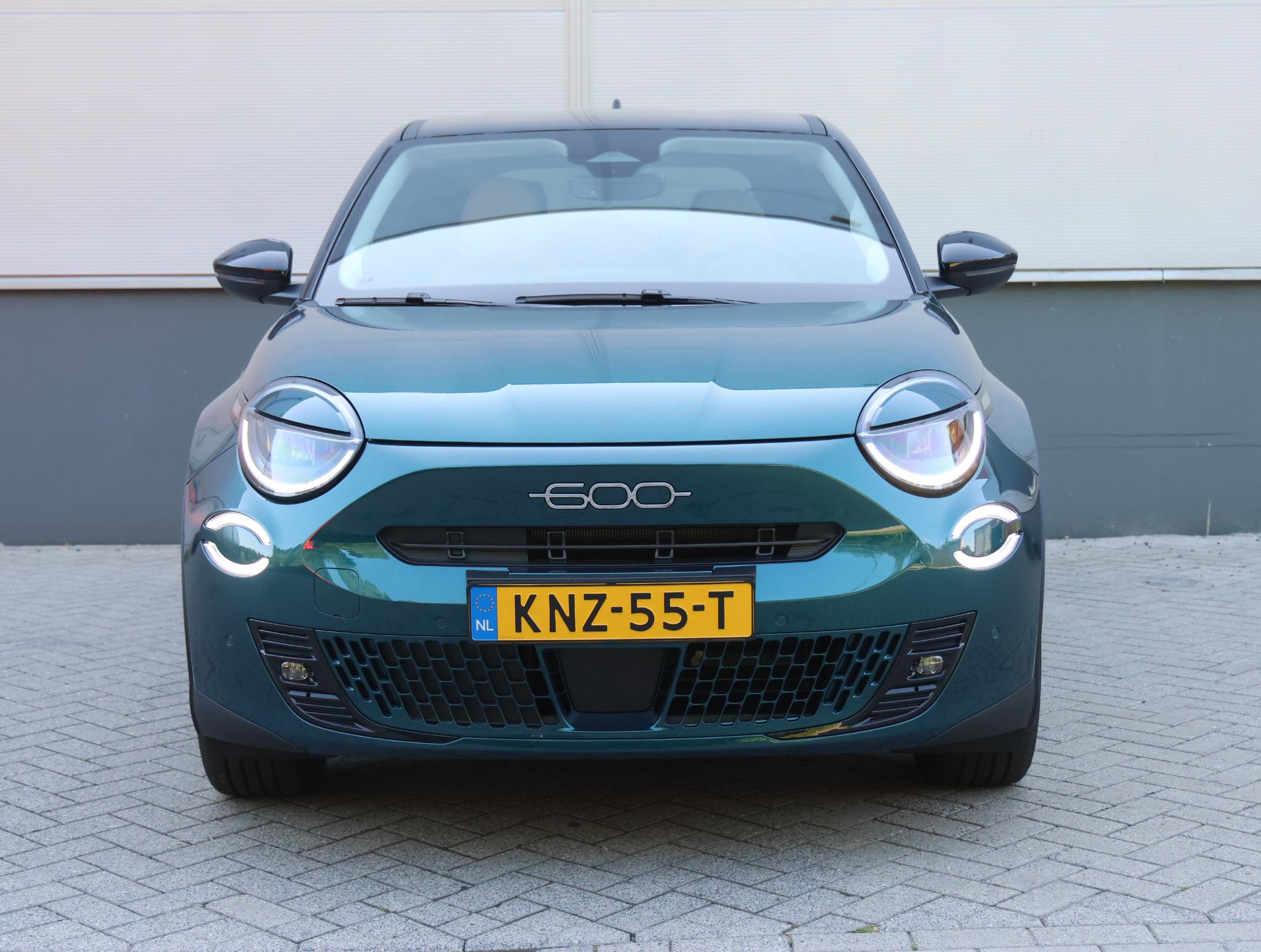 Fiat 600e La Prima 54 kWh 156pk - Afbeelding 4