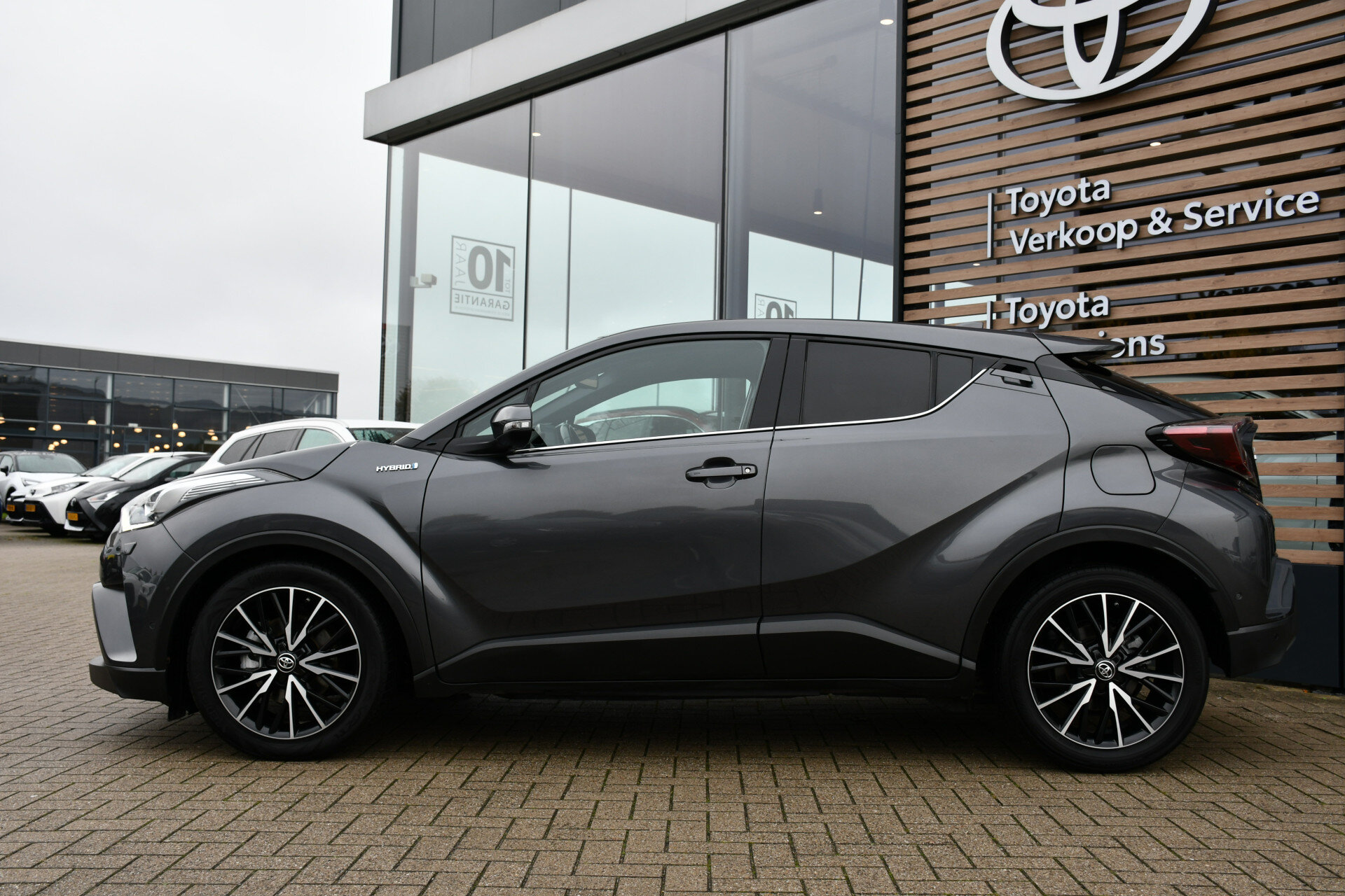Toyota C-HR 1.8 Hybrid Executive Limited Automaat 122pk - Afbeelding 4