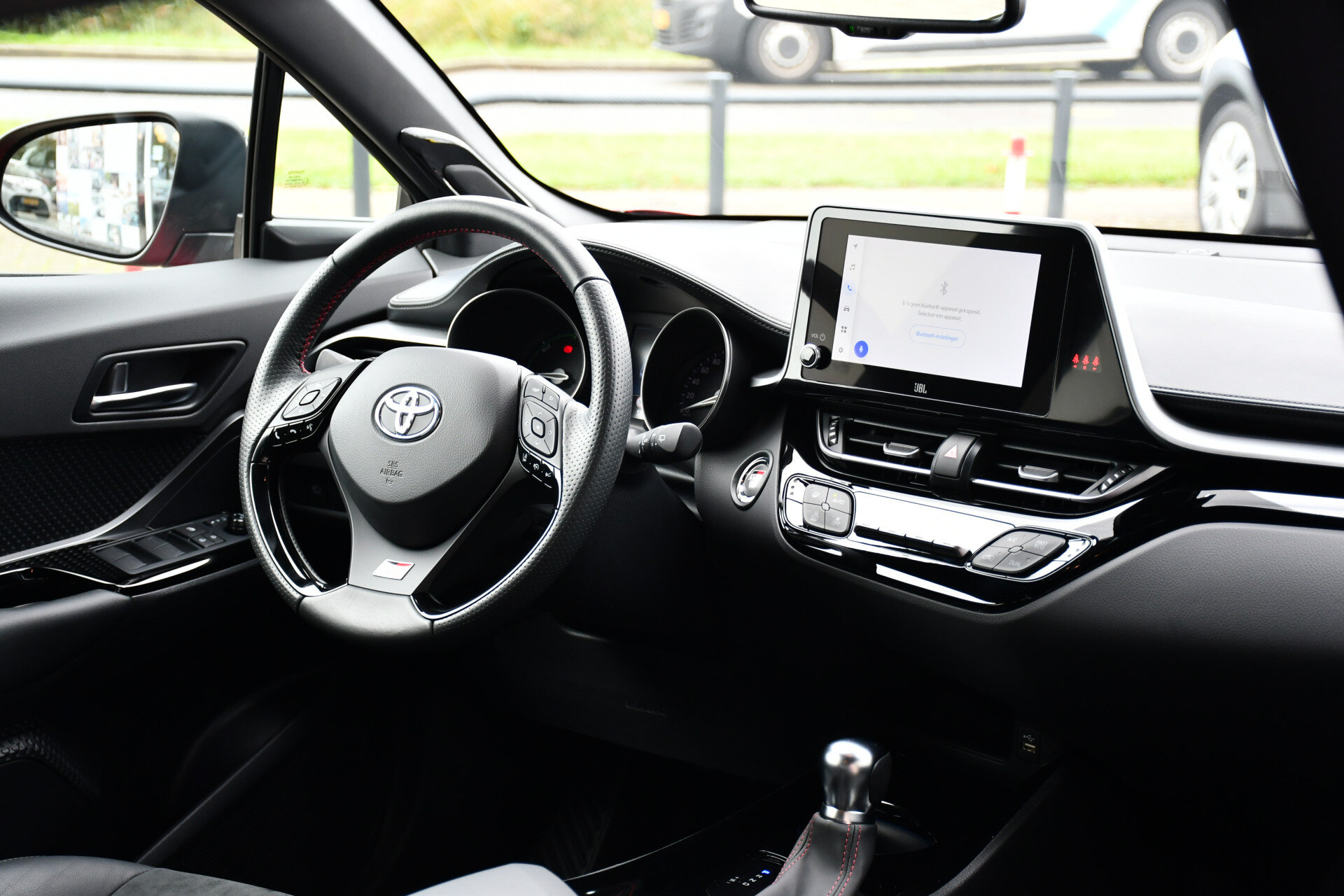 Toyota C-HR 2.0 Hybrid GR-Sport Automaat 184pk - Afbeelding 5