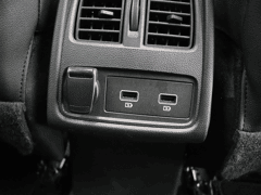 Renault Captur E-Tech Hybrid 145pk Intens - Afbeelding 4
