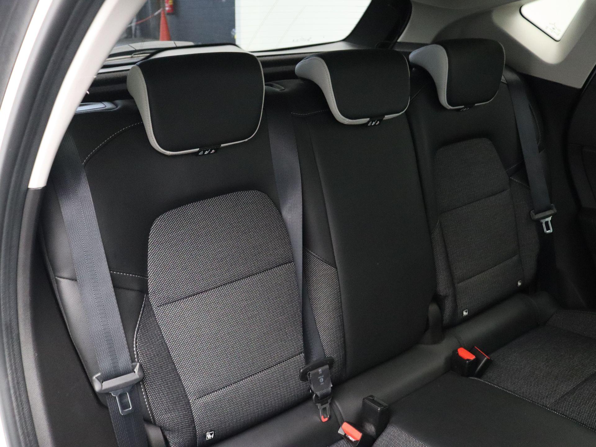 Renault Captur E-Tech Hybrid 145pk Intens - Afbeelding 10