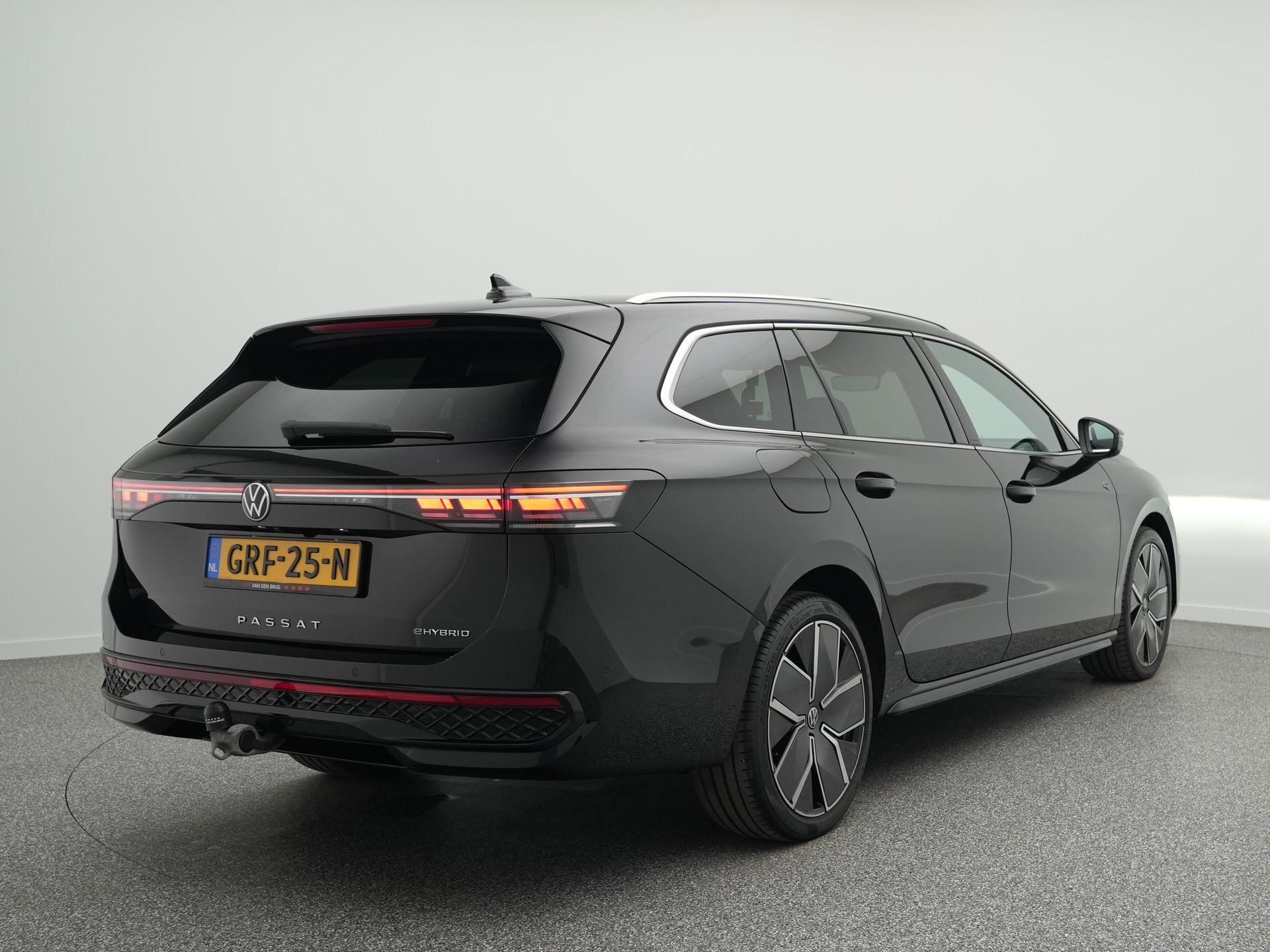 Volkswagen Passat Variant R-Line Edition 1.5 eHybrid 204 PK