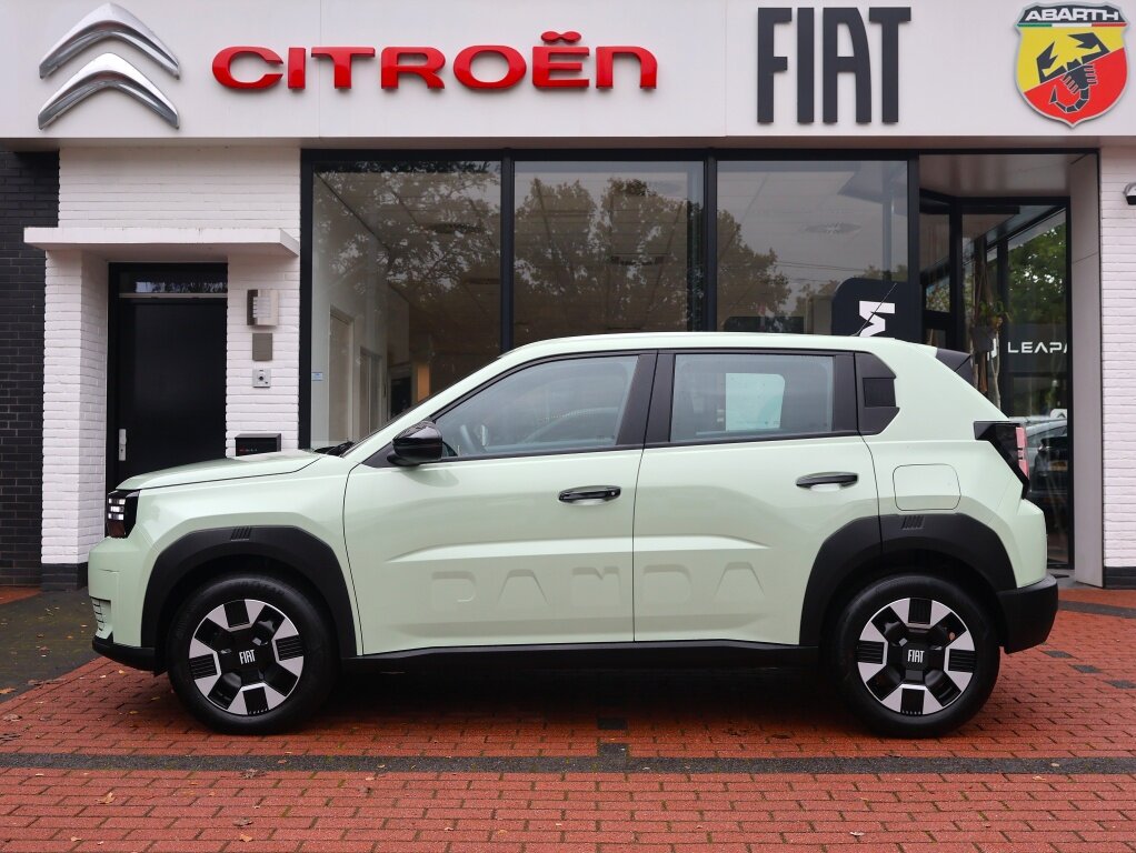 Fiat Grande Panda Mild Hybrid 110PK eDCT6 automaat Icon, Rijklaarprijs | Mirrorscreen | DAB+ | Parkeersensoren | LED - Afbeelding 2