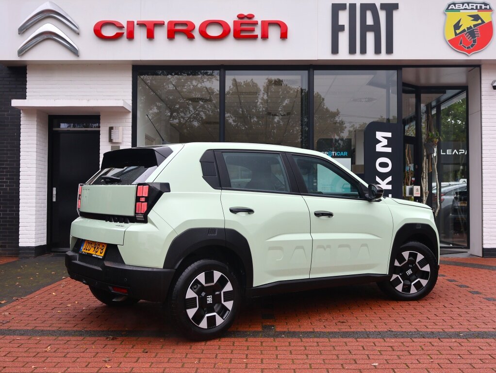 Fiat Grande Panda Mild Hybrid 110PK eDCT6 automaat Icon, Rijklaarprijs | Mirrorscreen | DAB+ | Parkeersensoren | LED - Afbeelding 4