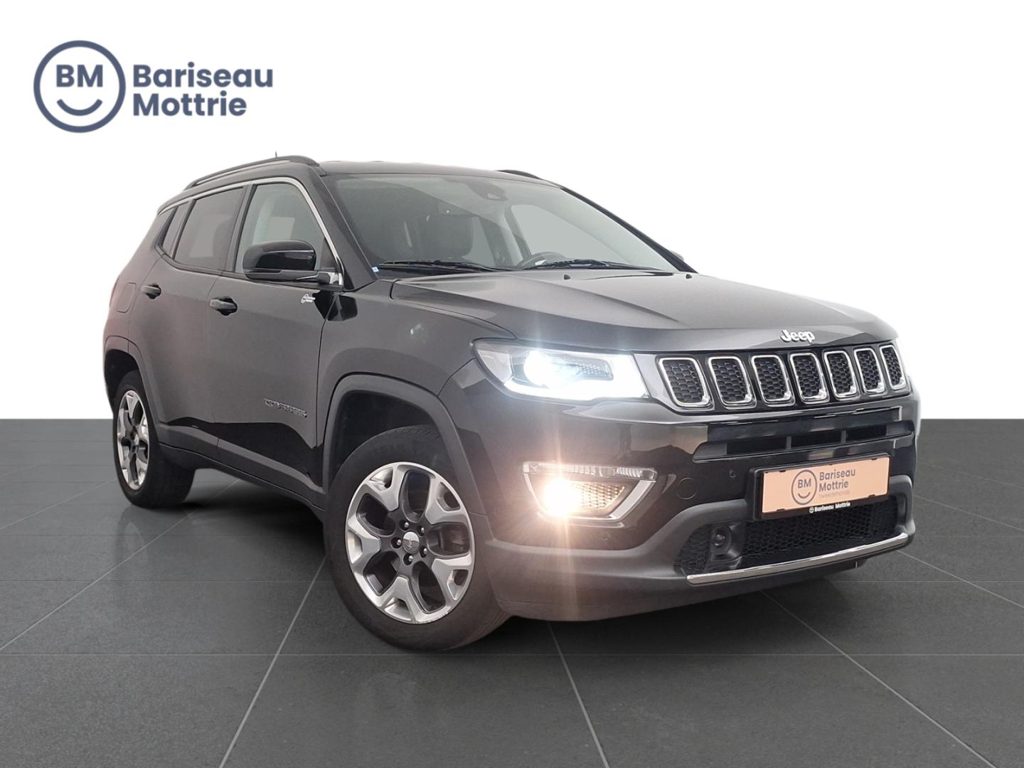 Jeep Compass LIMITED AUTOMAAT *LEDER*ZETEL EN STUURVERWARMING*CAMERA ACHTER*SENSOREN VOOR EN ACHTER*DAB*GPS*CARPLAY*