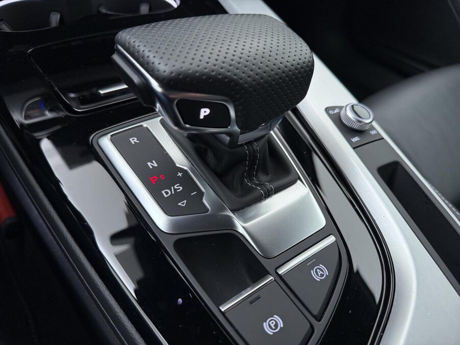 Audi A4 Limousine 35 TFSI S-line