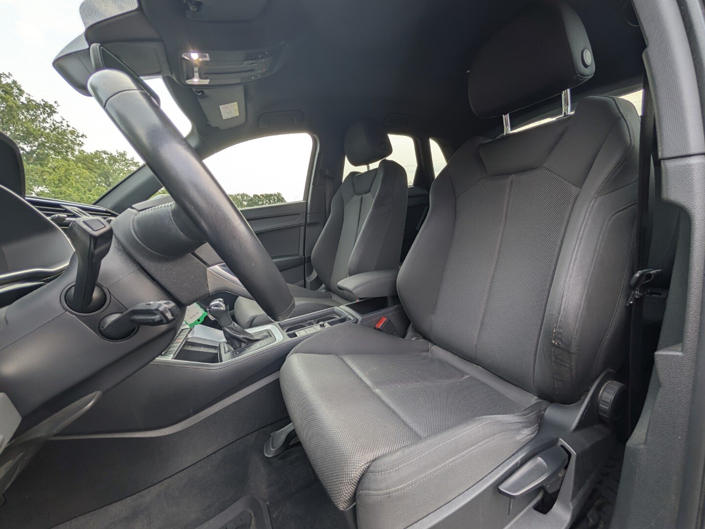 Audi Q3 35 TFSI 1.5 150PK | S-Line | Trekhaak | ACC | PDC | Carplay | LED | Stoel- stuurverw. | Climate | 18'' LM - Afbeelding 4